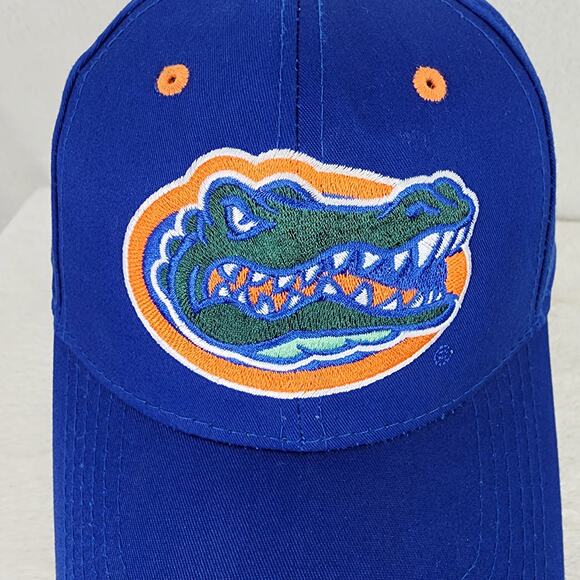 NWOT Florida Gators Captivating Baseball Cap Blue w/ Embroidered Logo Adjustable - Picture 6 of 10